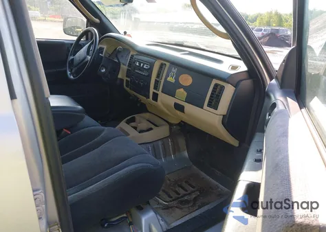 2004 Dodge Dakota Slt from USA, damaged, VIN 1D7HL48N24S548521